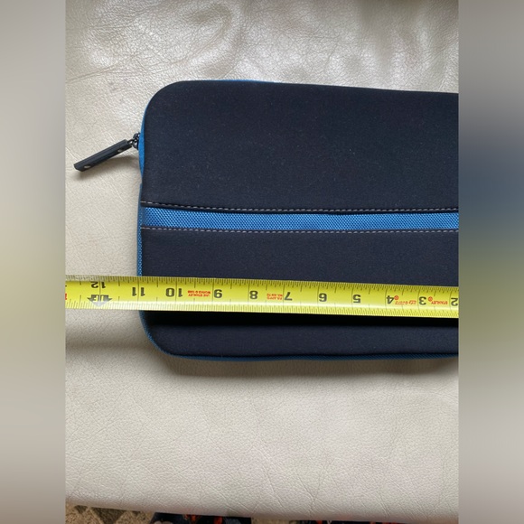 Targus Ipad Protective Sleeve Black - Picture 2 of 6